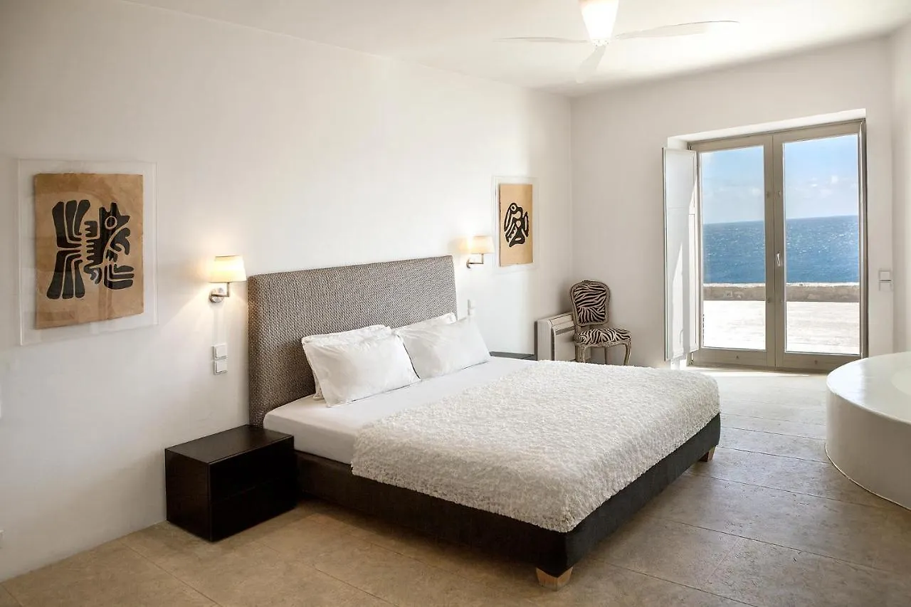 Liberation Villa カラファティス ギリシャ